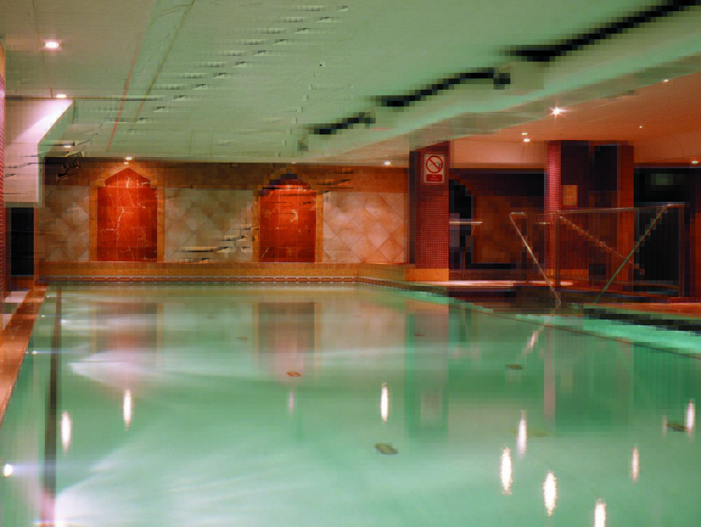 Camden Court Hotel Дъблин Екстериор снимка