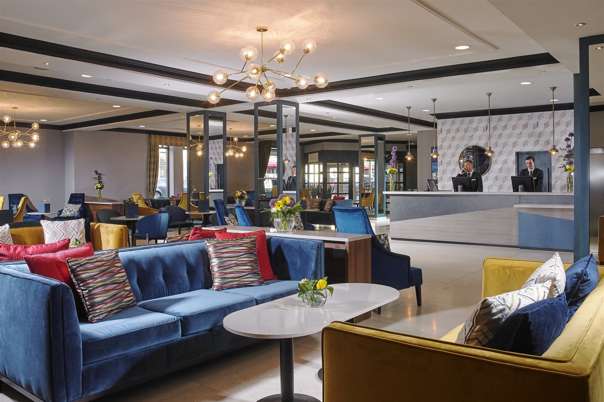 Camden Court Hotel Дъблин Екстериор снимка