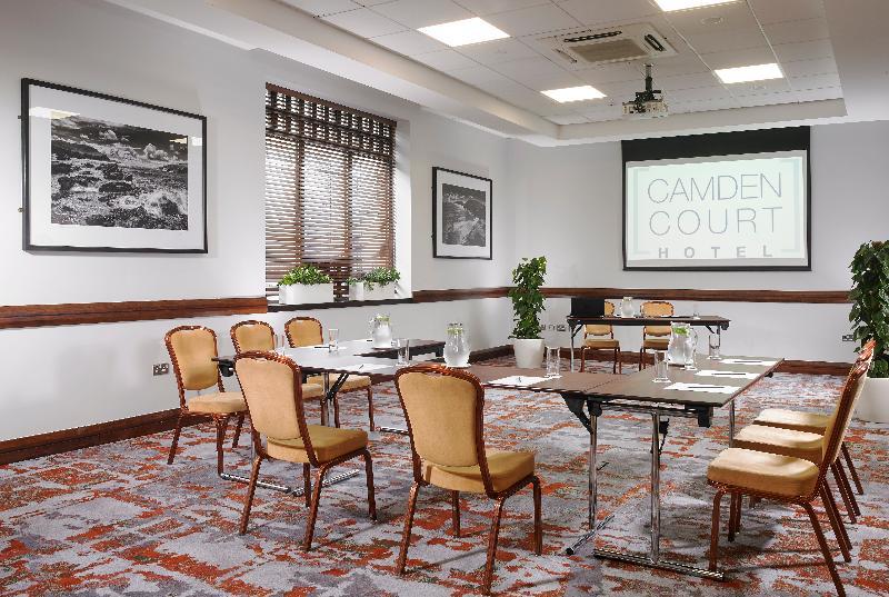 Camden Court Hotel Дъблин Екстериор снимка