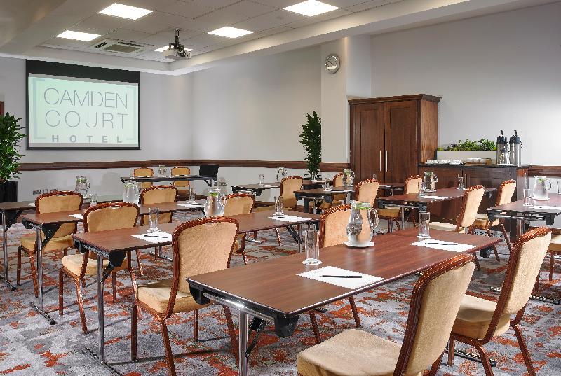 Camden Court Hotel Дъблин Екстериор снимка