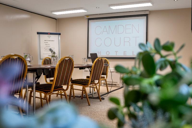 Camden Court Hotel Дъблин Екстериор снимка